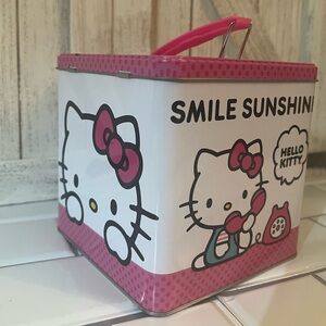 Hello Kitty Tin box cube carry style